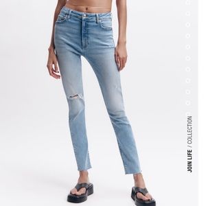 Zara 80s skinny jean. Never worn. New with tags.